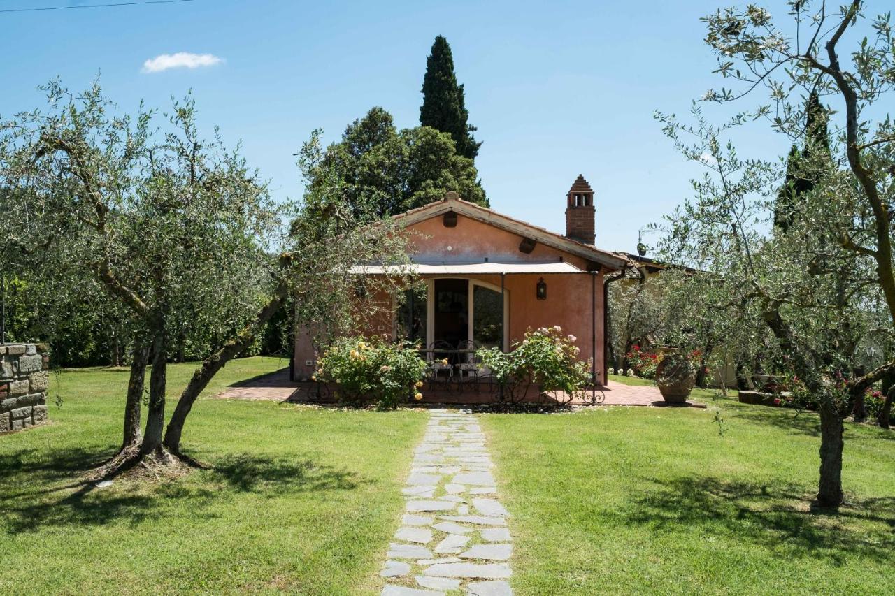 特拉诺瓦-布拉乔利尼La Casa Delle Rose别墅 外观 照片