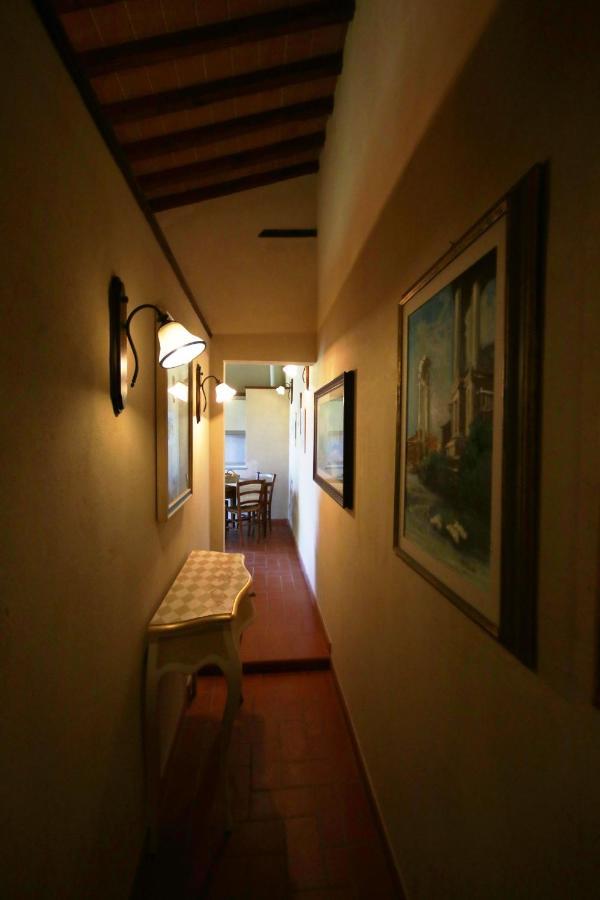 特拉诺瓦-布拉乔利尼La Casa Delle Rose别墅 外观 照片